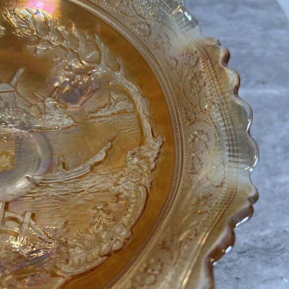 Imperial Art Glass Marigold Carnival‎ 8" Round Bowl with Dutch Windmill Scene - Picture 7 of 14
